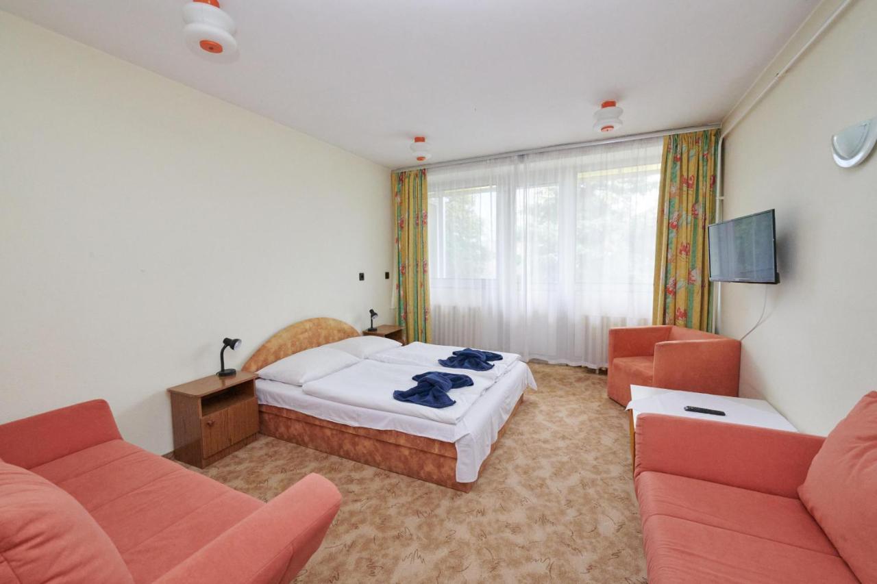Lido Retro Balaton Hotel